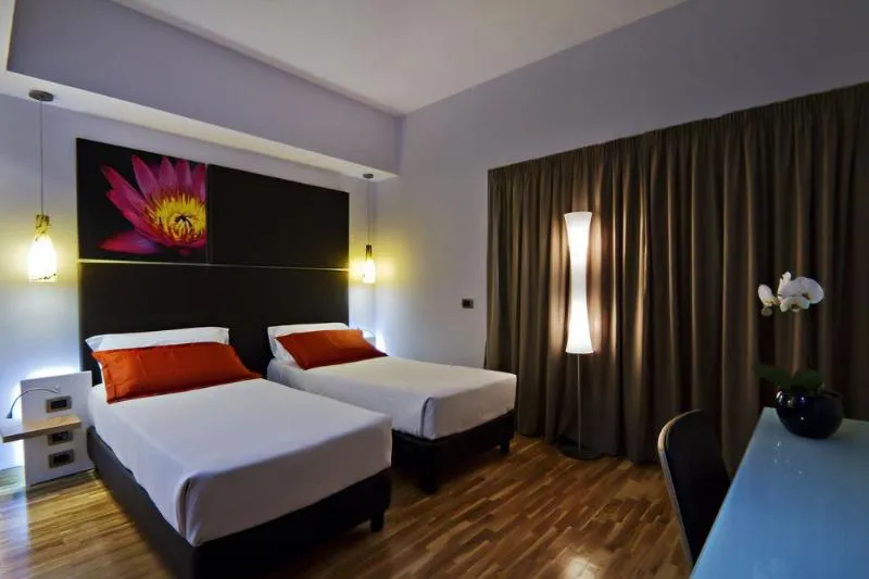 Room, Gravina San Pietro, Rome