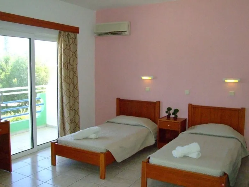 STUDIO CAPACITY 4 Room, Millenium Studios, Rhodes
