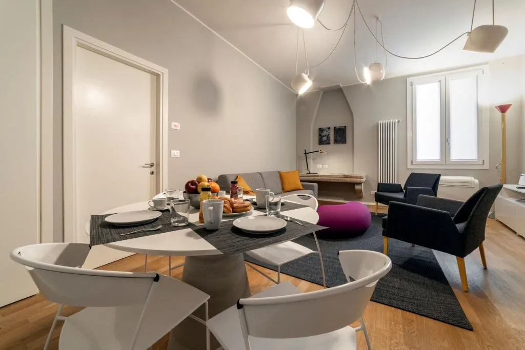 APARTMENT TWO BEDROOMS TWO BATHROOMS Room, Palazzo Paruta, Venice