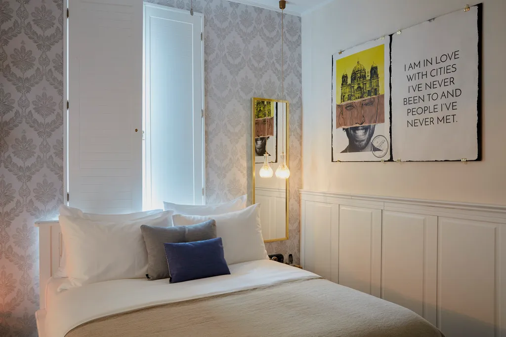 SINGLE STANDARD Room, Max Brown Hotel Ku’damm, part of Sircle Collection, Berlin