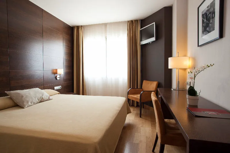 Room, FC Villalba, Madrid