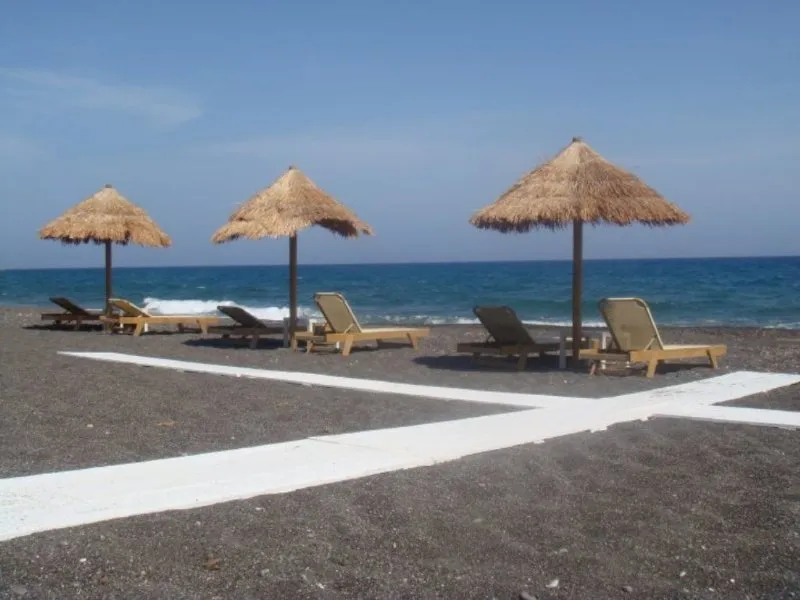 Beach, Mary Bill, Santorini