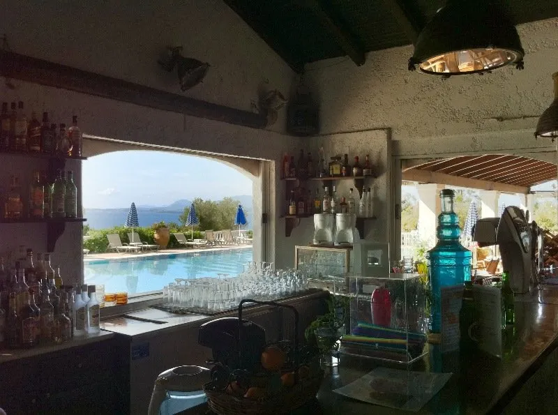 Bar, Nautilus, Corfu