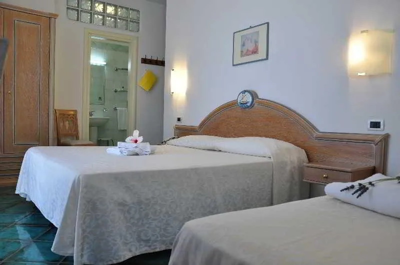 TRIPLE STANDARD Room, Villa La Marticana, Naples