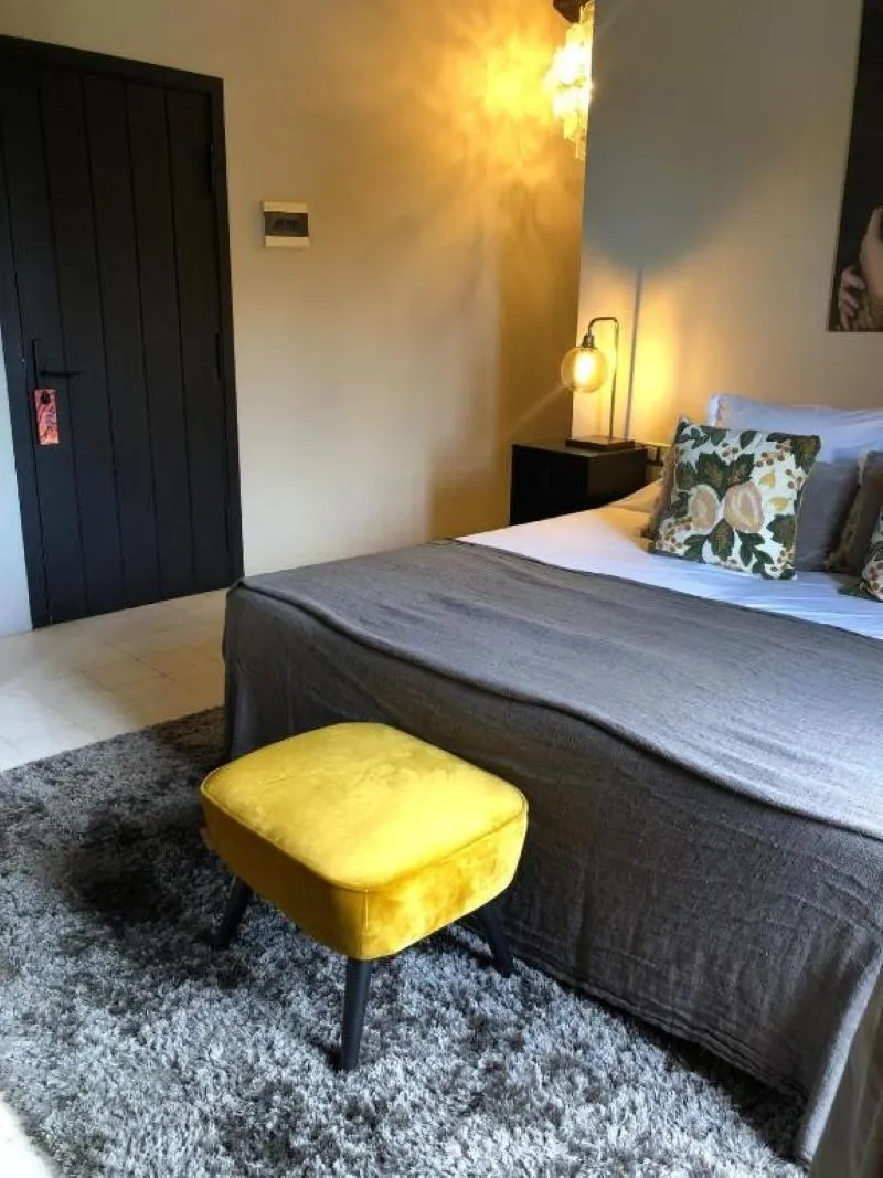 Double or Twin STANDARD Room, Hotel Castell D'Emporda, Barcelona