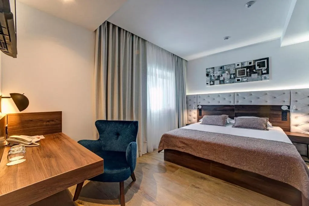 SUITE STANDARD Room, Hotel Scala, Split