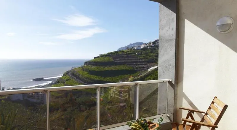 Double or Twin SEA VIEW WITH BALCONY Room, Escola, Madeira