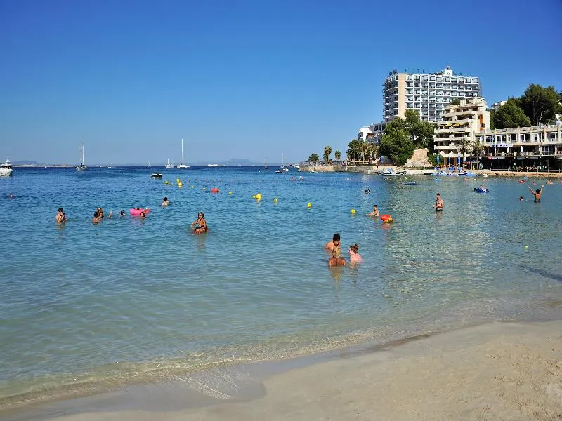 Beach, Leonardo Royal Htl Mallorca Palmanova Bay, Majorca
