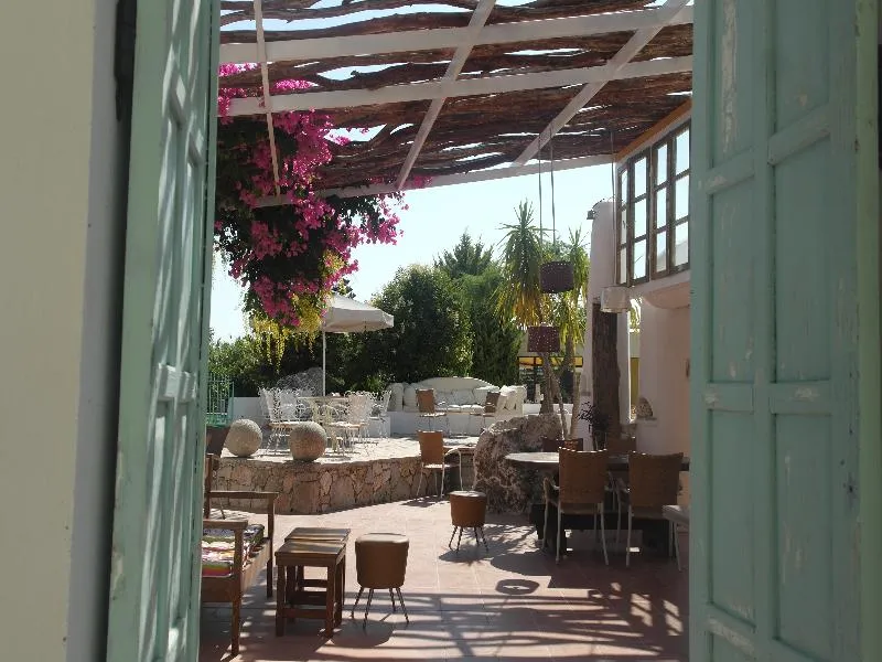 Lobby, Gorgona Studios, Rhodes