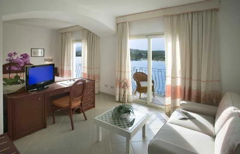 Room, Gabbiano Azzurro, Olbia