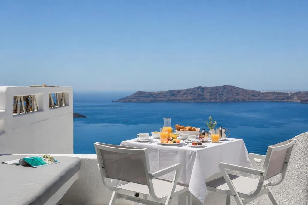 Room, Sun Rocks Boutique Hotel | Caldera View Suites, Santorini