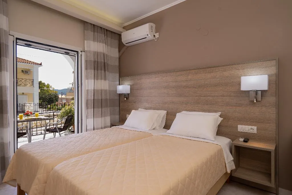 STUDIO DELUXE CAPACITY 2 Room, Diamanto, Kefallinia