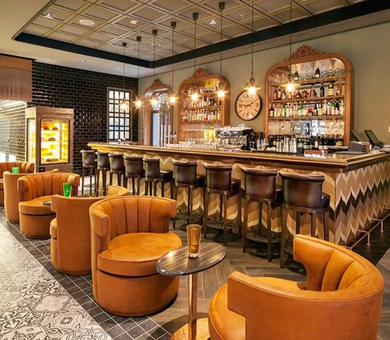 Bar, Titanic Chaussee Berlin, Berlin