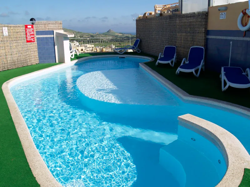 Pool, Downtown, Gozo