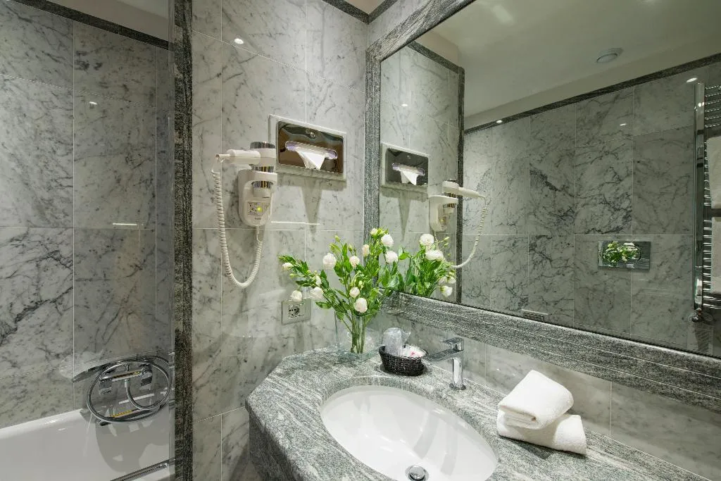 DOUBLE DELUXE Room, Giolli Nazionale, Rome