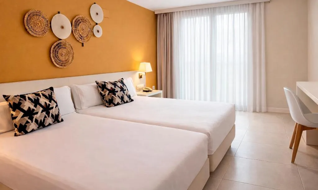 DOUBLE SINGLE USE DELUXE Room, Palladium Peñíscola, Valencia