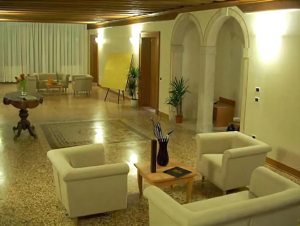 Lobby, Domus Orsoni, Venice