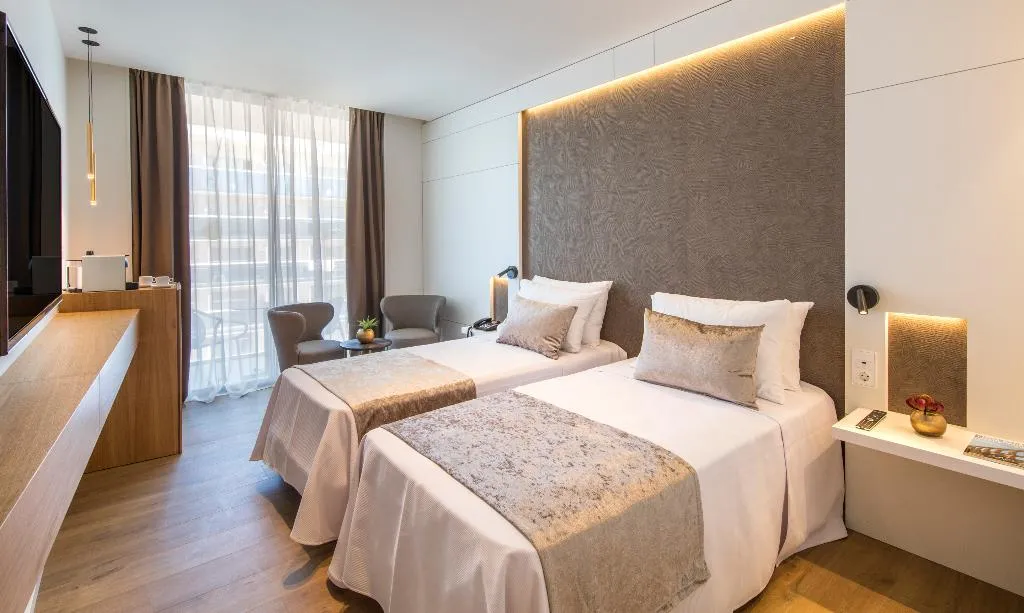 Double or Twin PREMIUM Room, Golden Costa Salou, Costa Brava