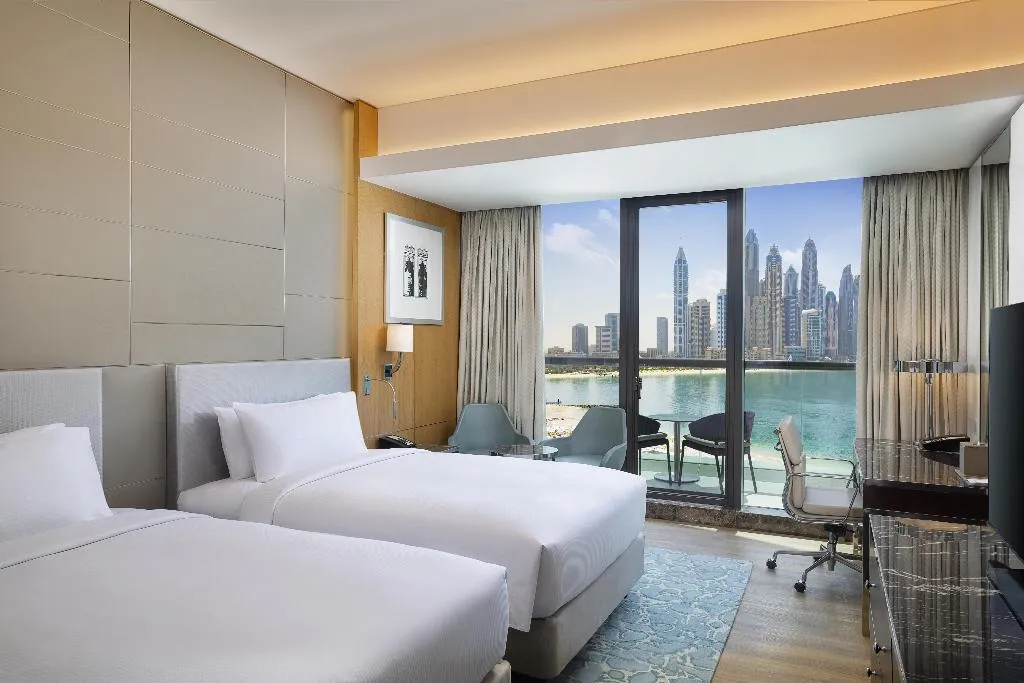 DOUBLE PREMIUM SEA VIEW Room, Hilton Dubai Palm Jumeirah, Dubai