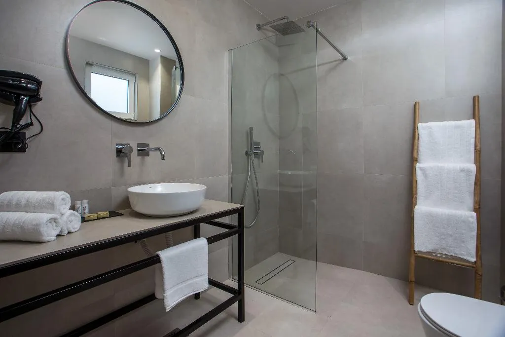 DOUBLE DELUXE WITH BALCONY Room, Pado Living, Rhodes