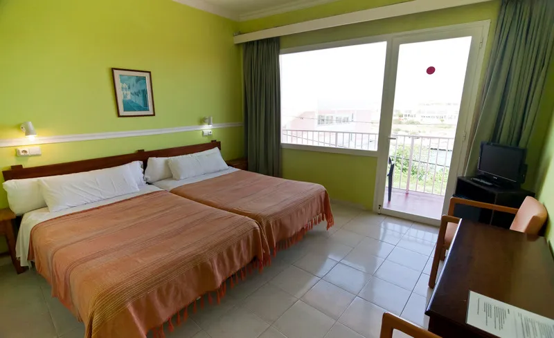 Room, Cala Bona - Mar Blava, Menorca