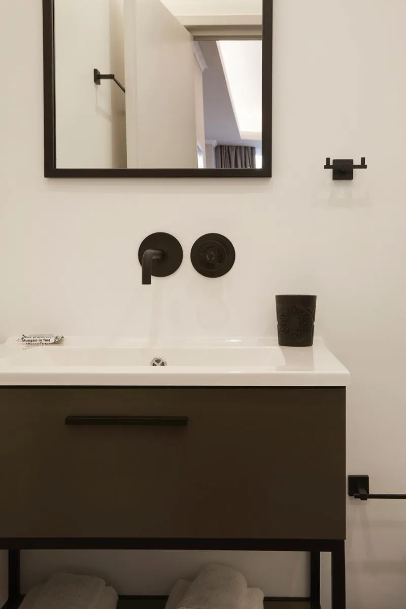 Double or Twin CLASSIC Room, The Artist Athens, Athens