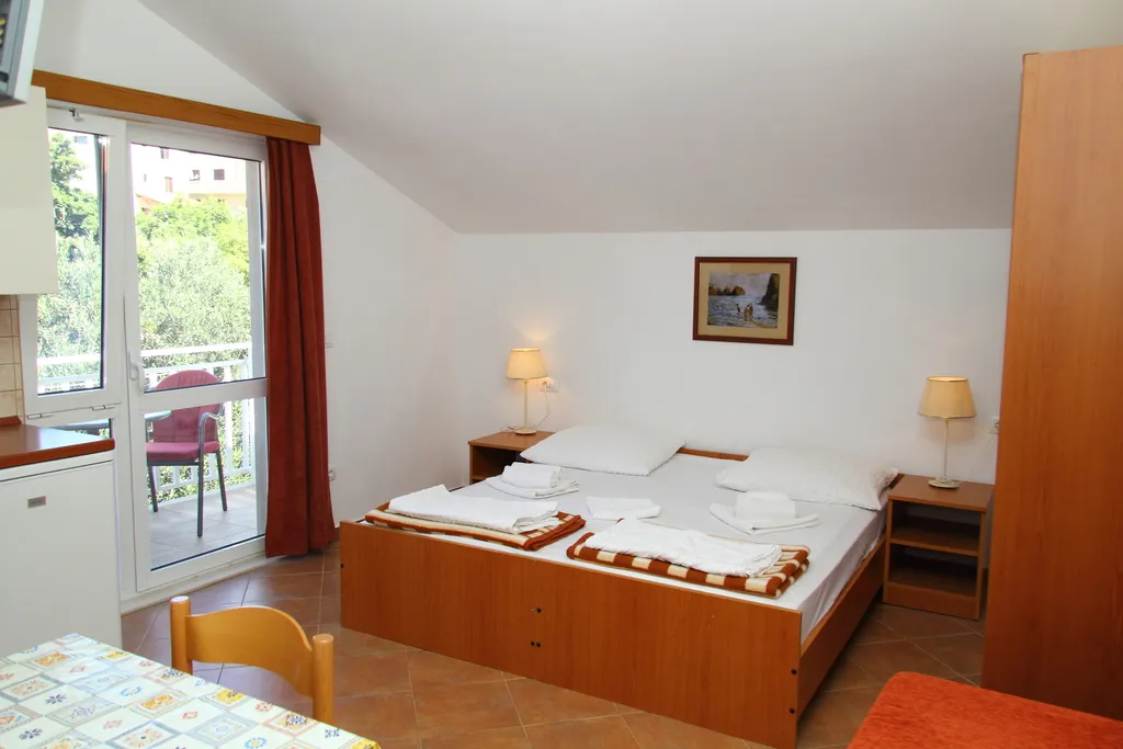 STUDIO GARDEN VIEW WITH BALCONY Room, Apartments Senjo, Dubrovnik