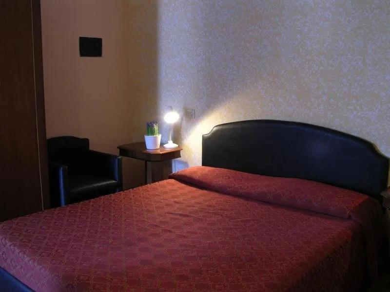 Room, Residenza Monti, Rome