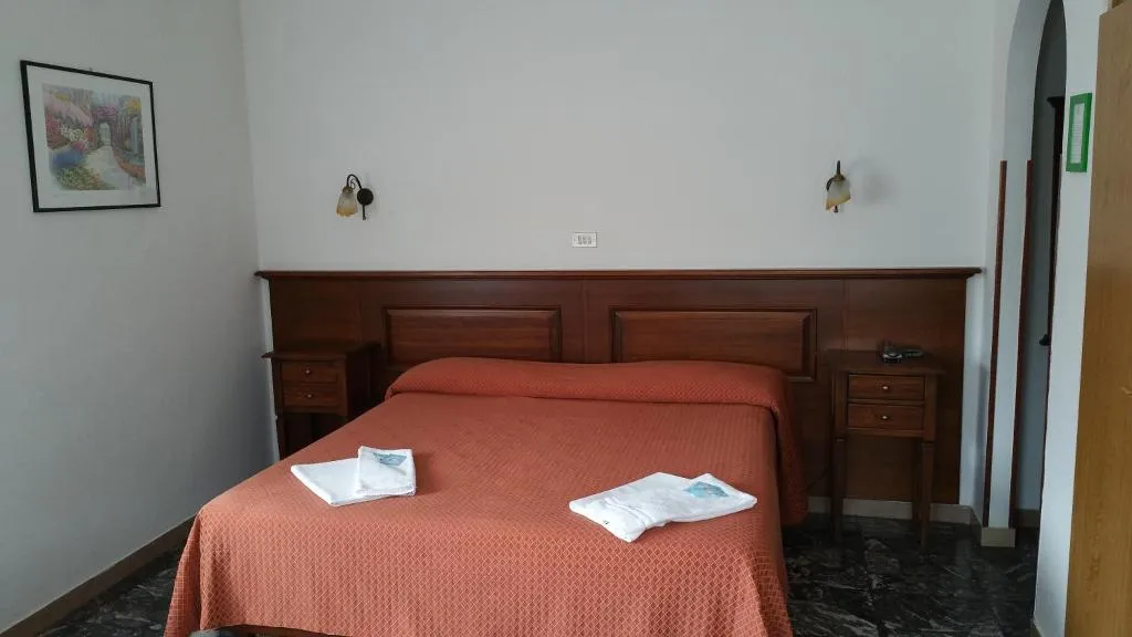 TRIPLE STANDARD Room, Albergo Sonia, Florence