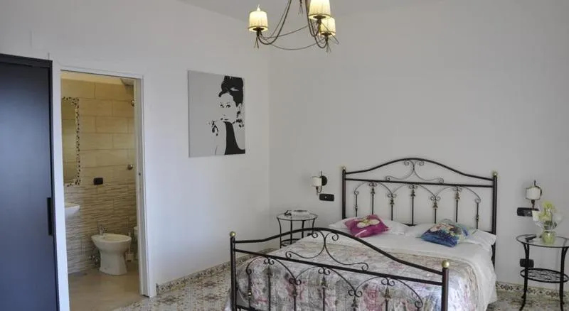 Double or Twin SUPERIOR SEA VIEW Room, Esperia, Naples
