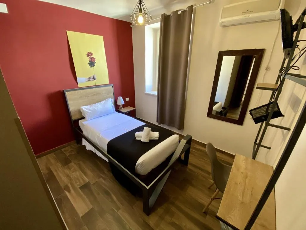 SINGLE STANDARD Room, Hotel Resi, Rome