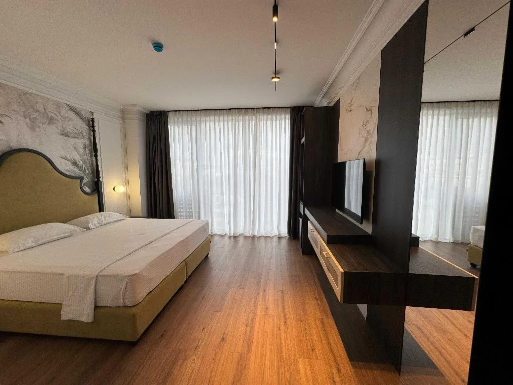 DOUBLE DELUXE Room, Premium Beach Hotel, Kavaje
