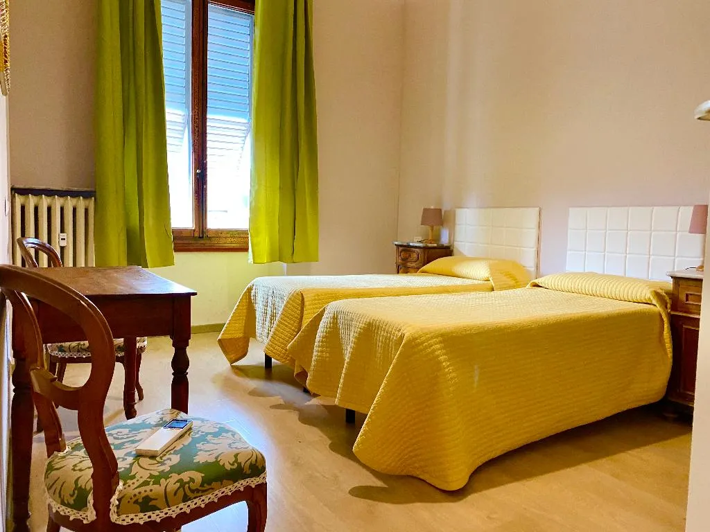 FAMILY ROOM STANDARD Room, Palazzo Panzani, Florence