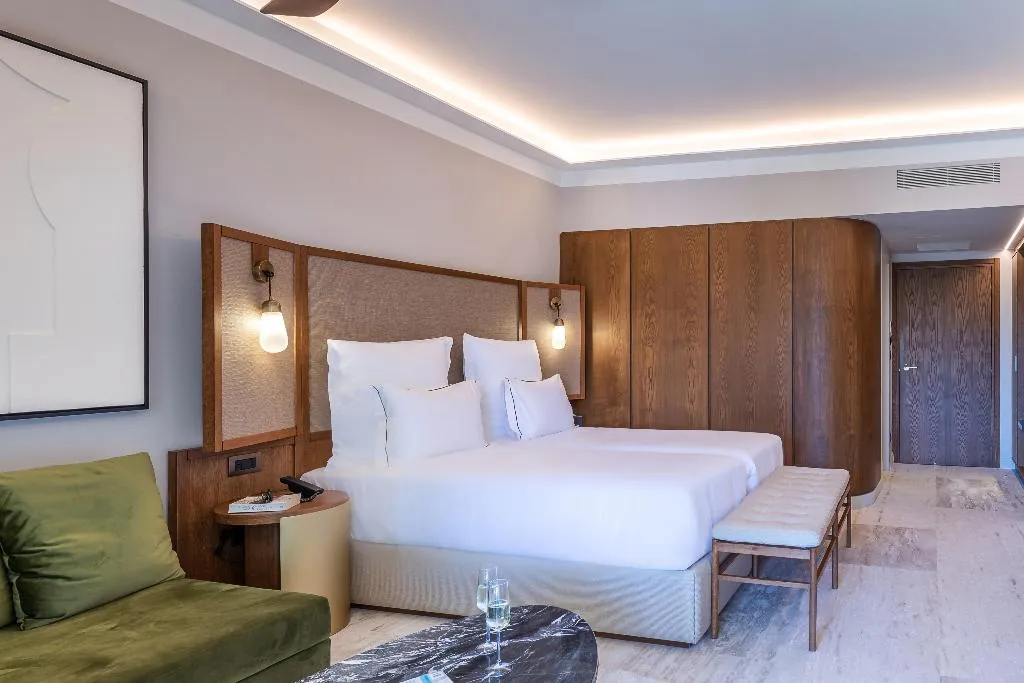 JUNIOR SUITE GARDEN VIEW Room, Aulus Chania Resort, Curio Collection by Hilton, Thessaloniki