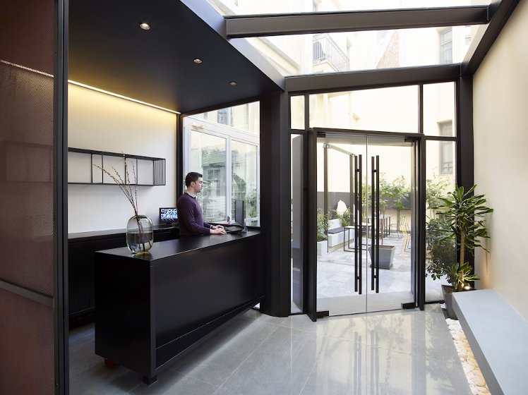 Innathens Hotel, Athens