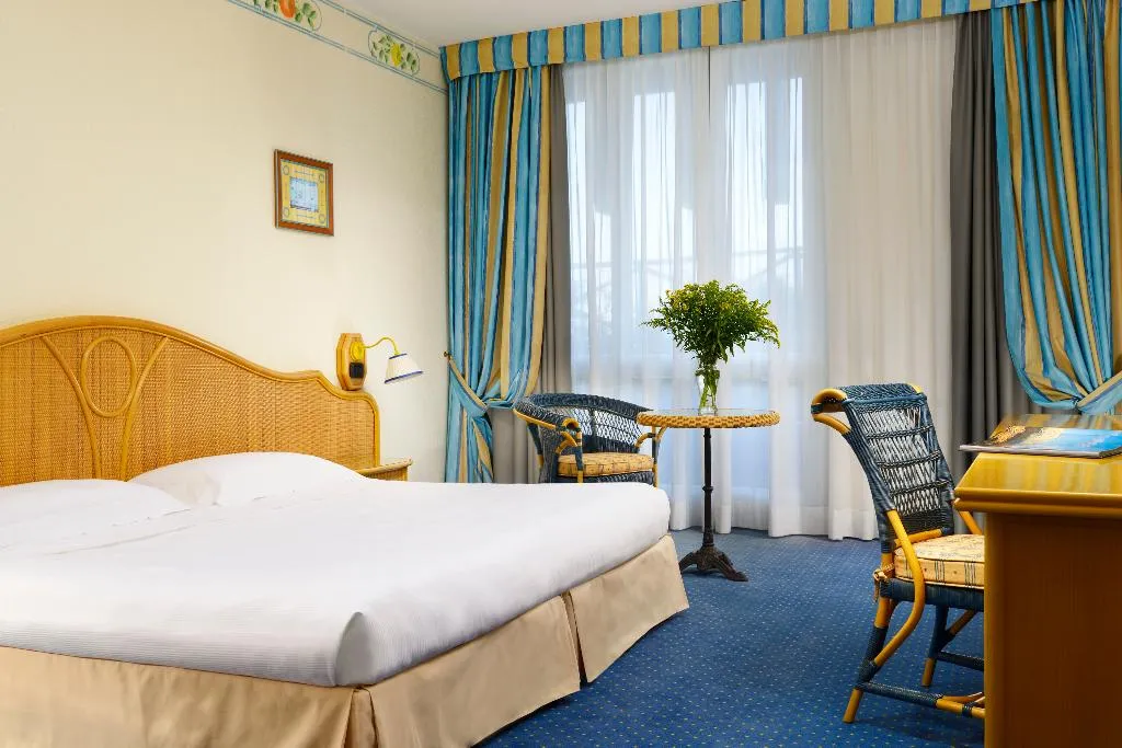 Double or Twin STANDARD Room, UNA HOTELS Capotaormina, Taormina