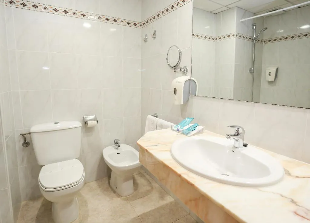 DOUBLE SINGLE USE STANDARD Room, Volga, Costa Brava