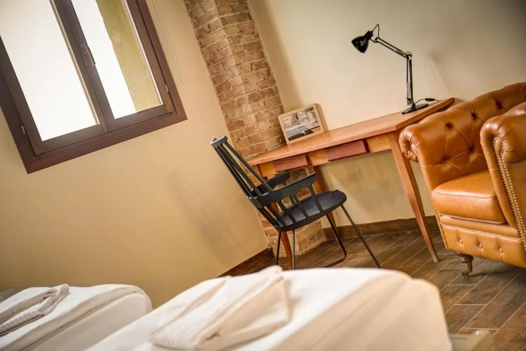 DOUBLE DELUXE KING BED Room, Generator Venice, Venice