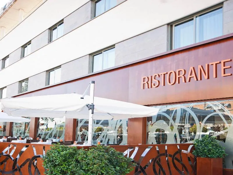 Restaurant, Uve Alcobendas, Madrid