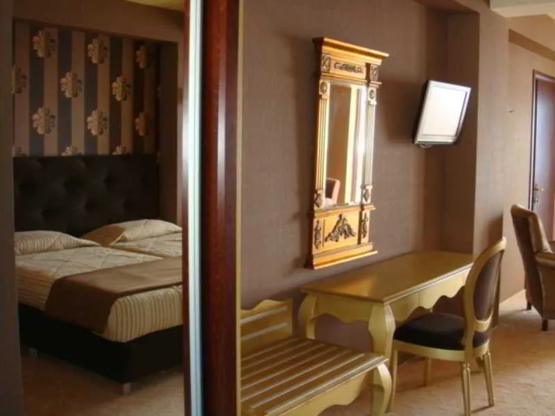 Room, Odyssey, Kefallinia