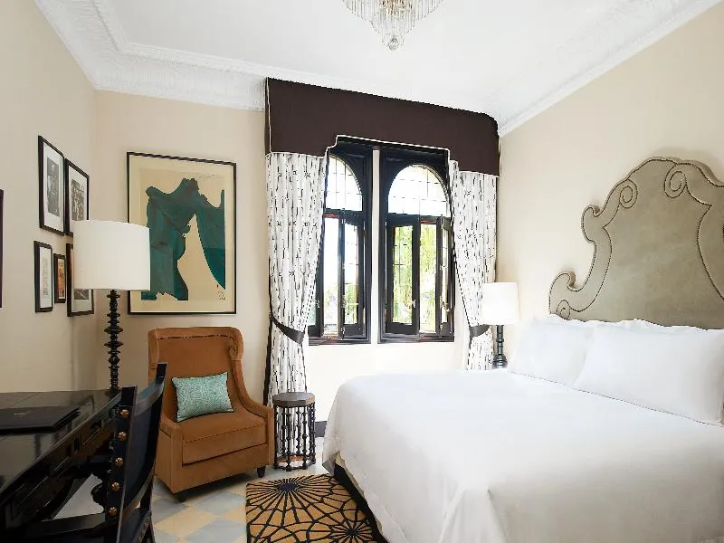 Room, Alfonso XIII, Seville