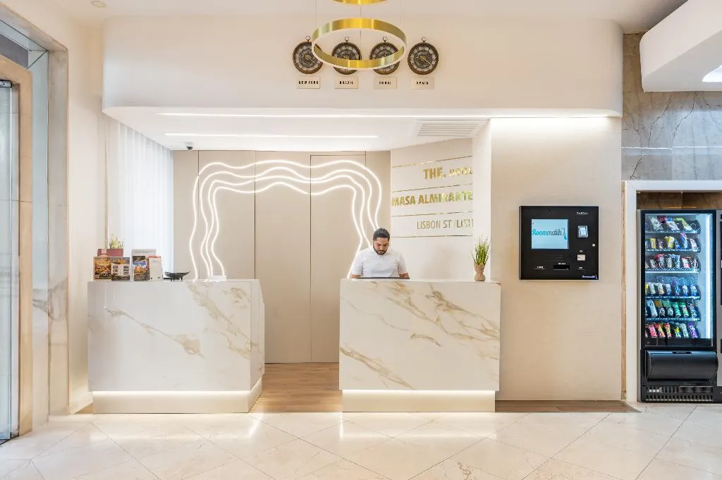 Lobby, Masa Hotel Almirante, Lisbon
