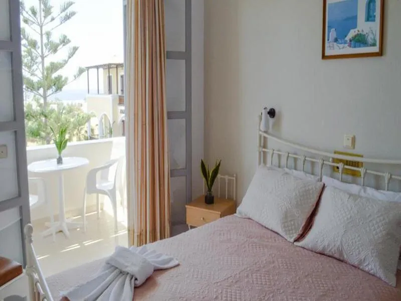 Room, Castro, Santorini
