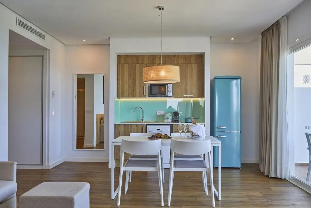 JUNIOR SUITE WITH PRIVATE POOL Room, Ponent Mar, Majorca