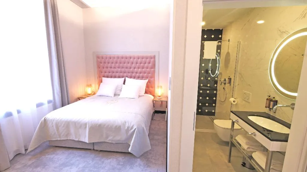 DOUBLE STANDARD Room, Szewska 22 Boutique, Krakow