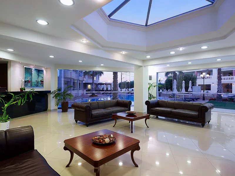 Lobby, Molos Bay, Crete