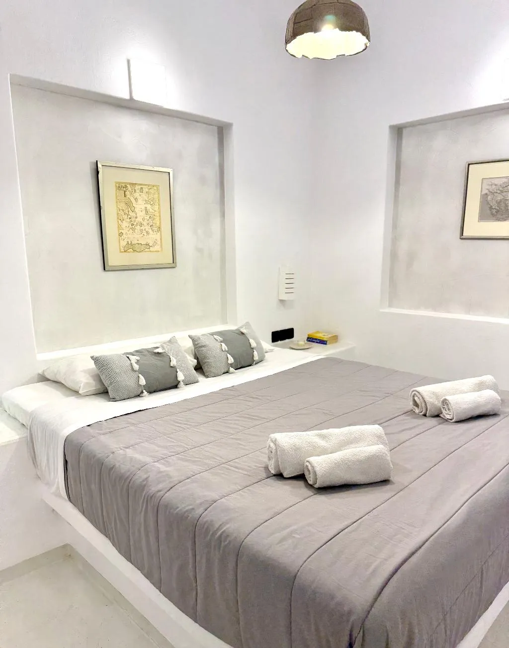 DOUBLE STANDARD Room, Caldera's Bliss Suites, Santorini