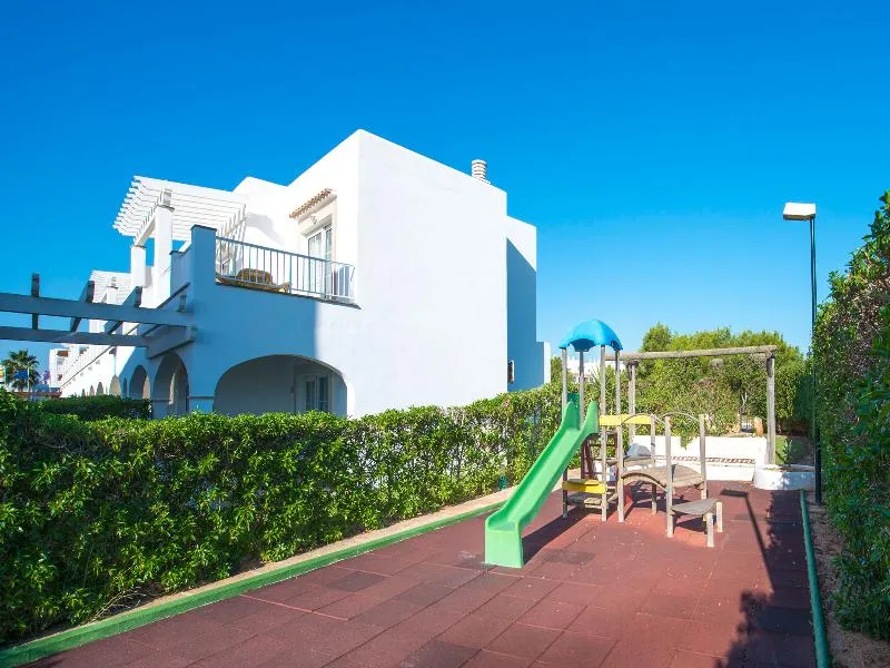 Sports and Entertainment, Ona Village Cala d'Or, Majorca