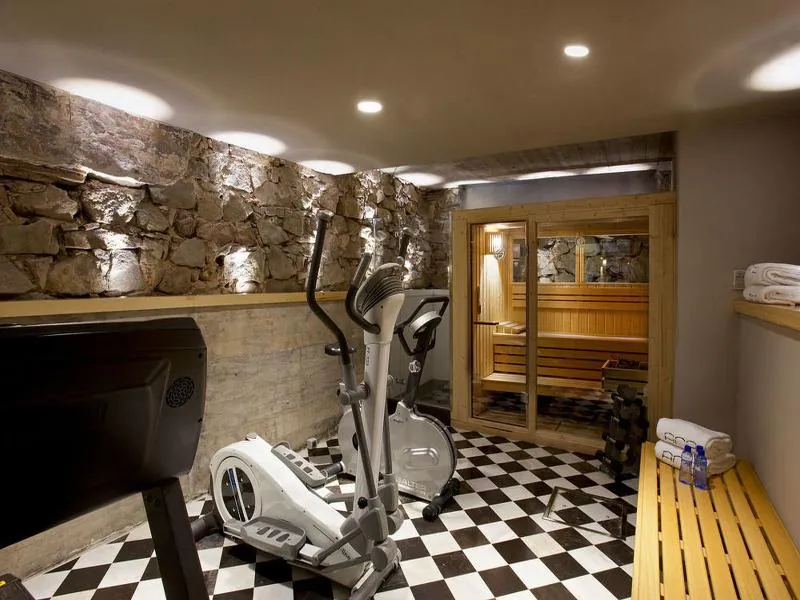 Sports and Entertainment, Arai Aparthotel, Barcelona