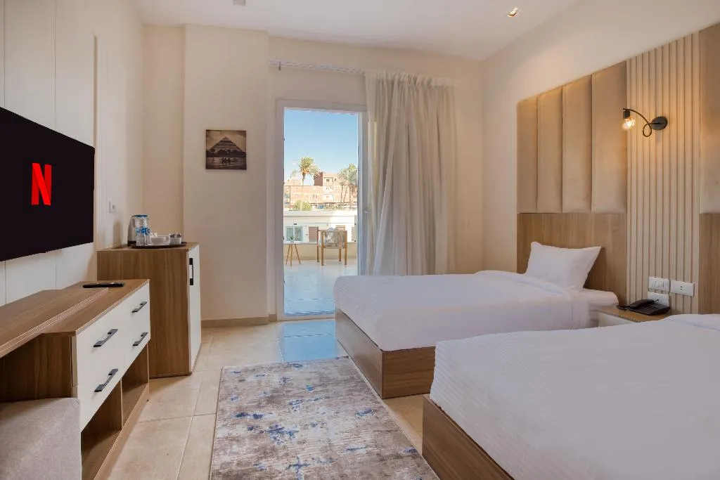 Double or Twin TWO BEDS Room, Mazar Pyramids Hotel, Cairo